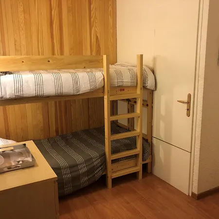 Au Pied Des Pistes Avec Balcon - 4 Pers - Fr-1-516-136 *